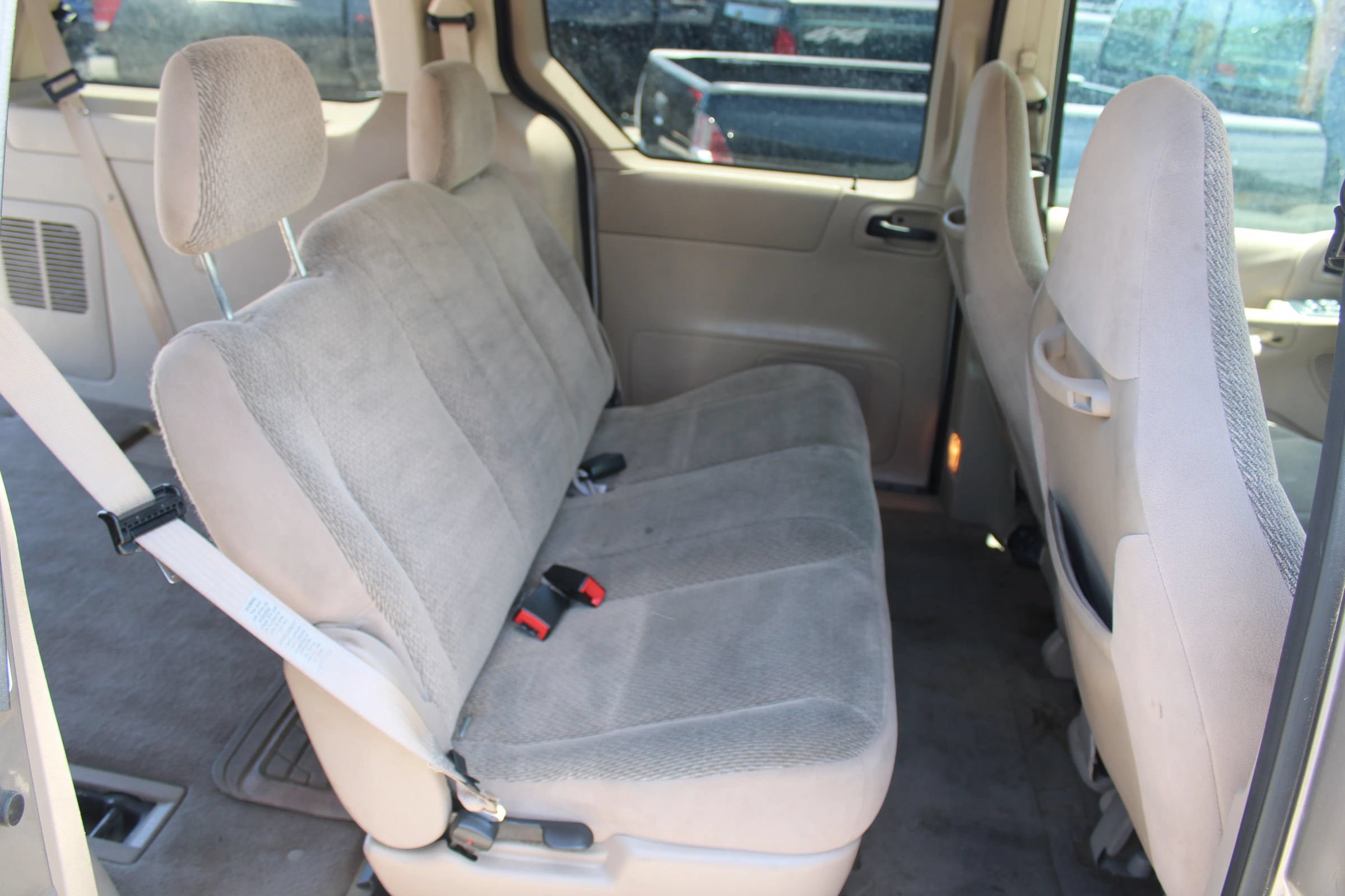 Used 2003 Ford Windstar LX FWD image 25