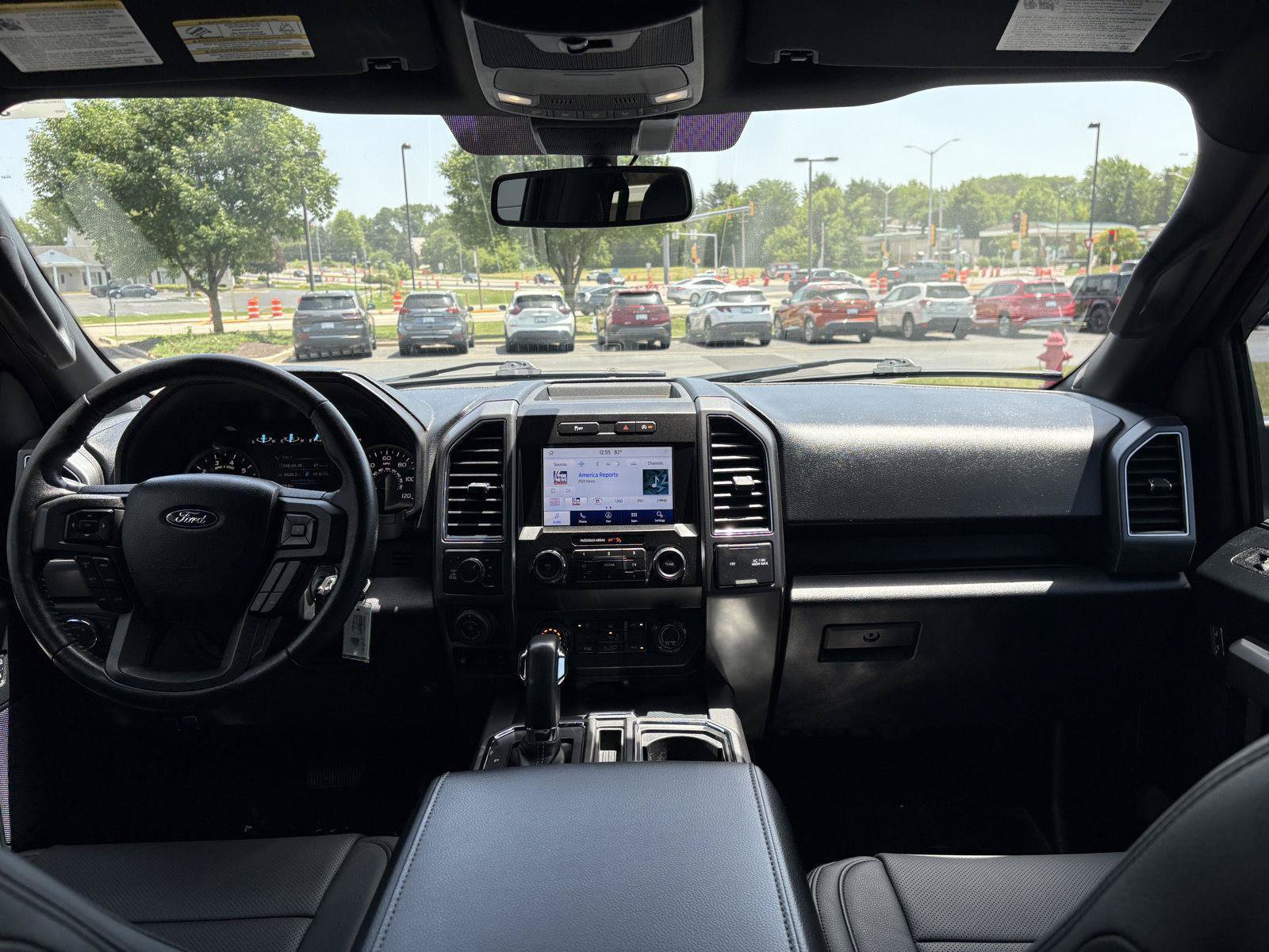 Used 2020 Ford F150 XLT w/ Equipment Group 302A Luxury AWD/4WD image 8