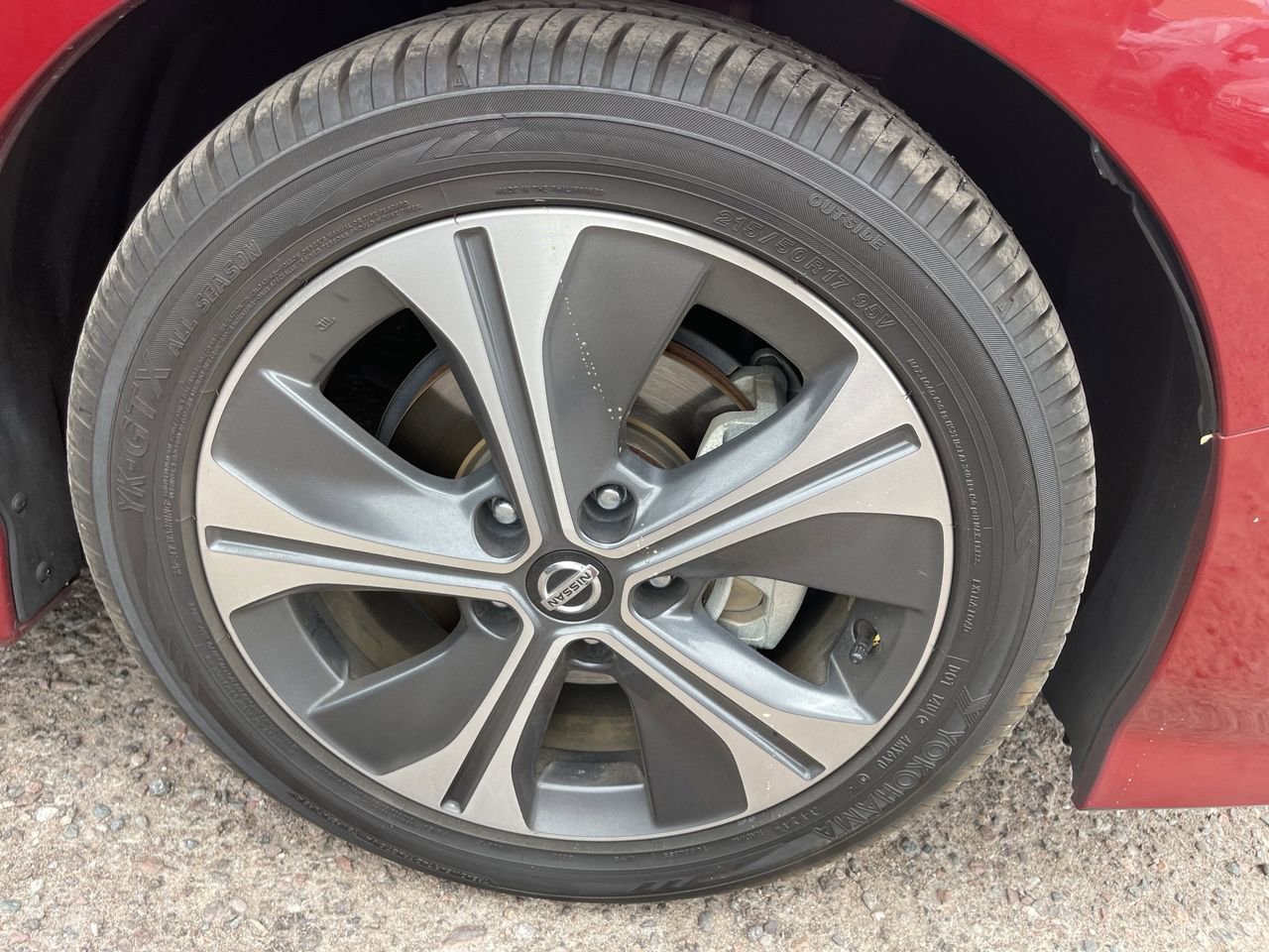 Used 2018 Nissan Leaf SV w/ SV Technology Package image 4