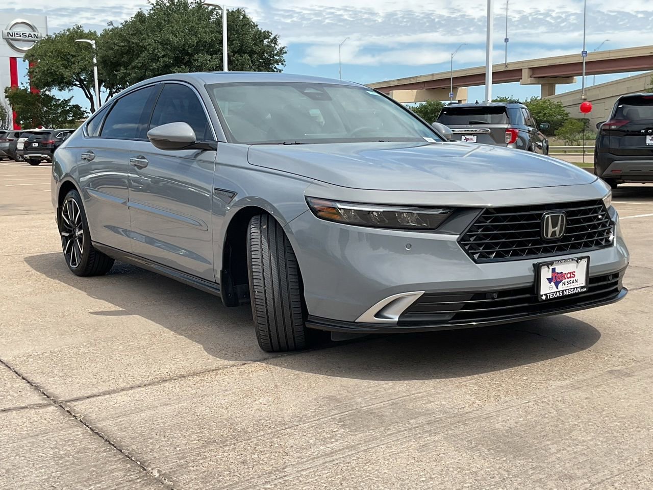 Used 2024 Honda Accord Touring image 4