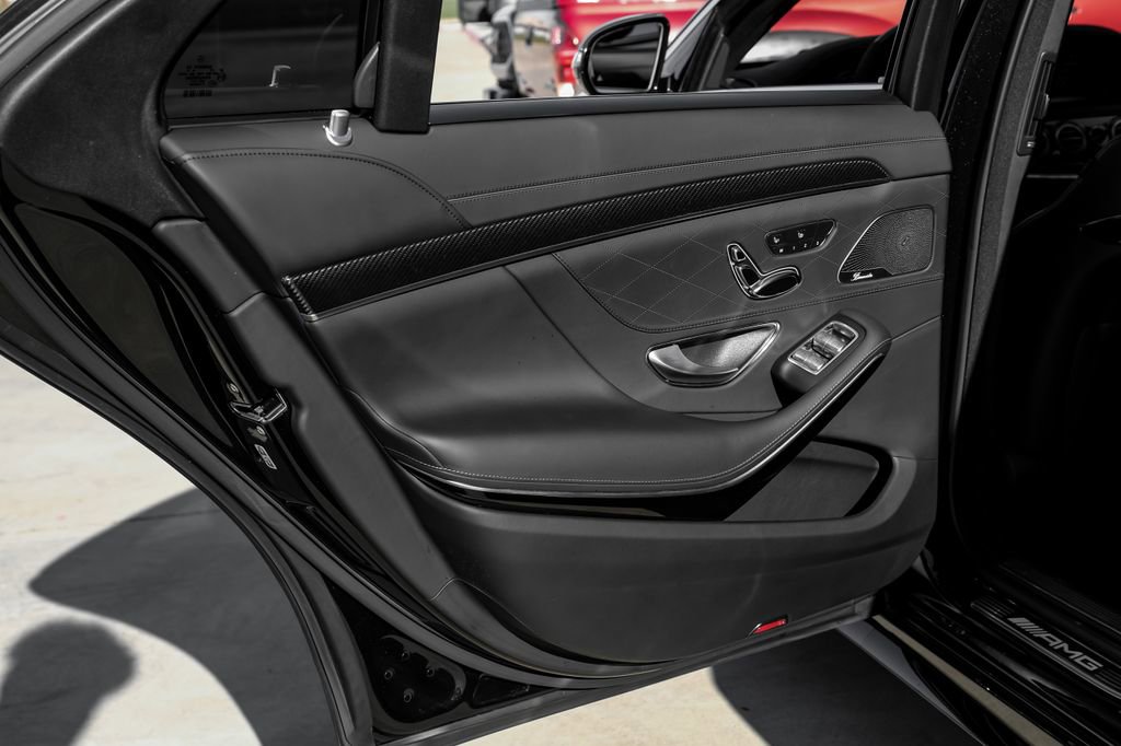 Used 2020 Mercedes-Benz S 63 AMG 4MATIC Sedan image 44
