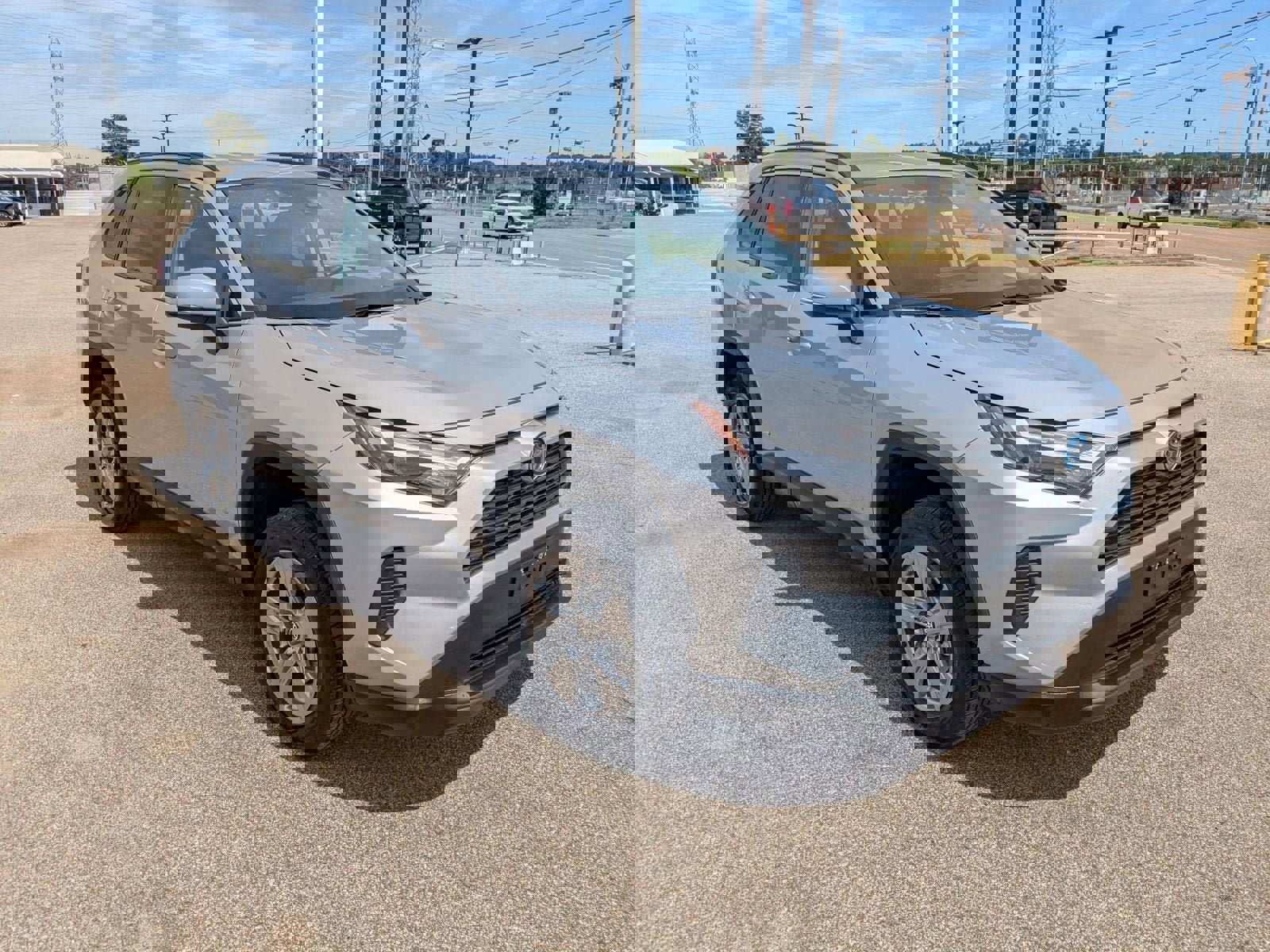 Used 2024 Toyota RAV4 XLE image 8