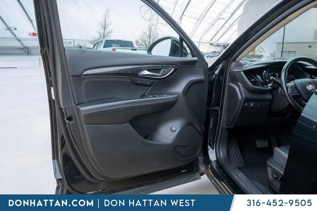 Used 2023 Buick Envision Essence image 15