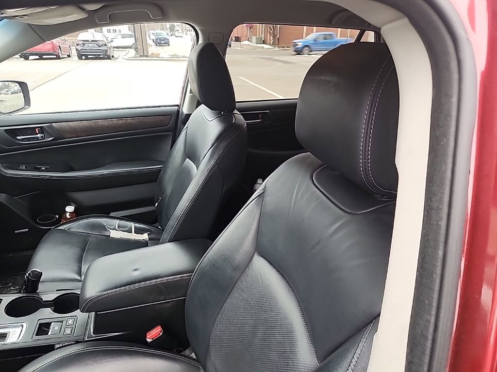 Used 2015 Subaru Outback 2.5i Limited w/ Popular Package #4 image 11