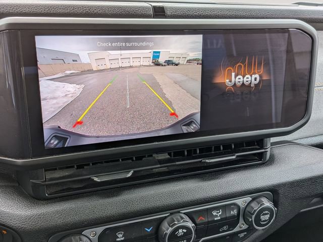 Certified 2025 Jeep Gladiator Sport image 19