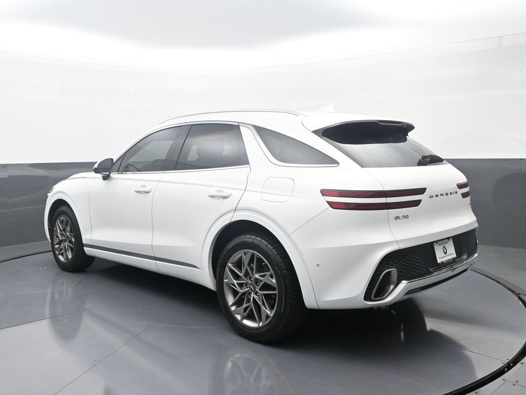 Used 2022 Genesis GV70 2.5T w/ Advanced Package AWD/4WD image 5