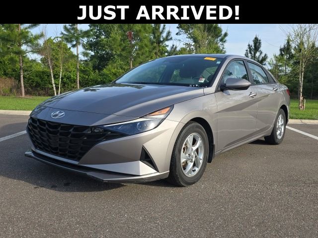 Certified 2022 Hyundai Elantra SE image 19