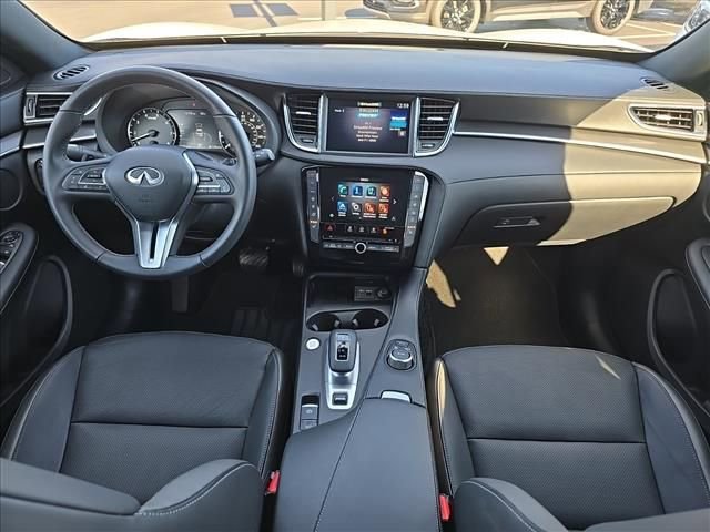 Used 2025 INFINITI QX55 Luxe w/ Cargo Package image 16