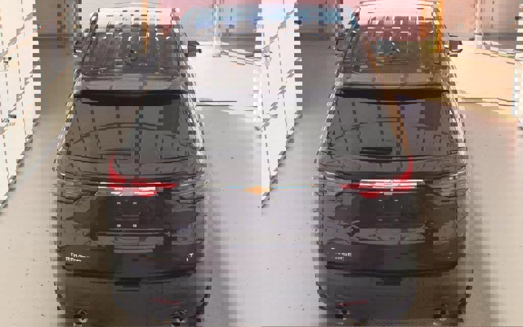 Certified 2023 Chevrolet Traverse LT FWD image 5