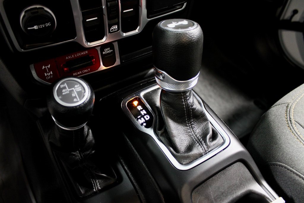 Used 2024 Jeep Wrangler Unlimited image 34