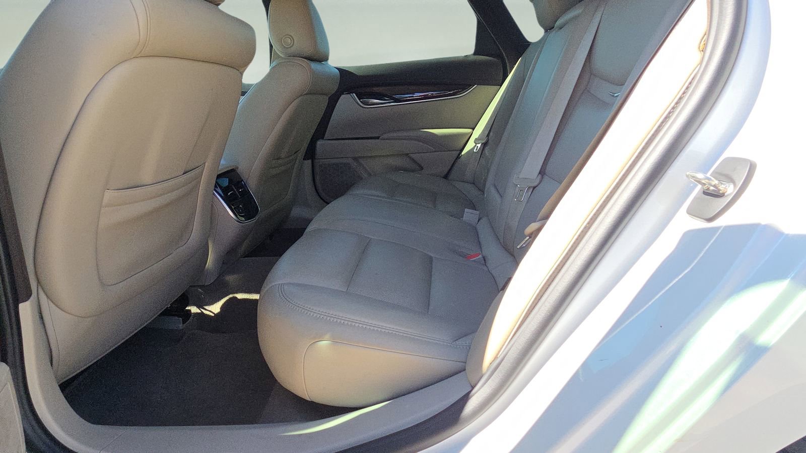 Used 2016 Cadillac XTS Luxury FWD image 20
