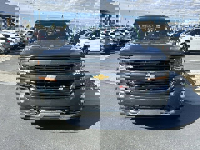 Used 2017 Chevrolet Silverado 1500 LT w/ All Star Edition image 28