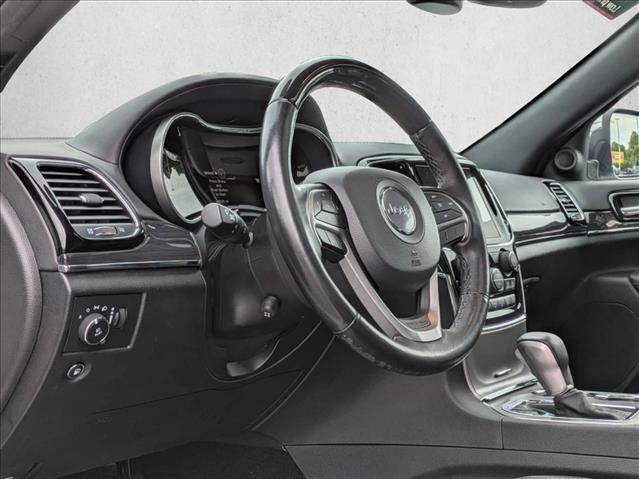Used 2020 Jeep Grand Cherokee Overland AWD/4WD image 10