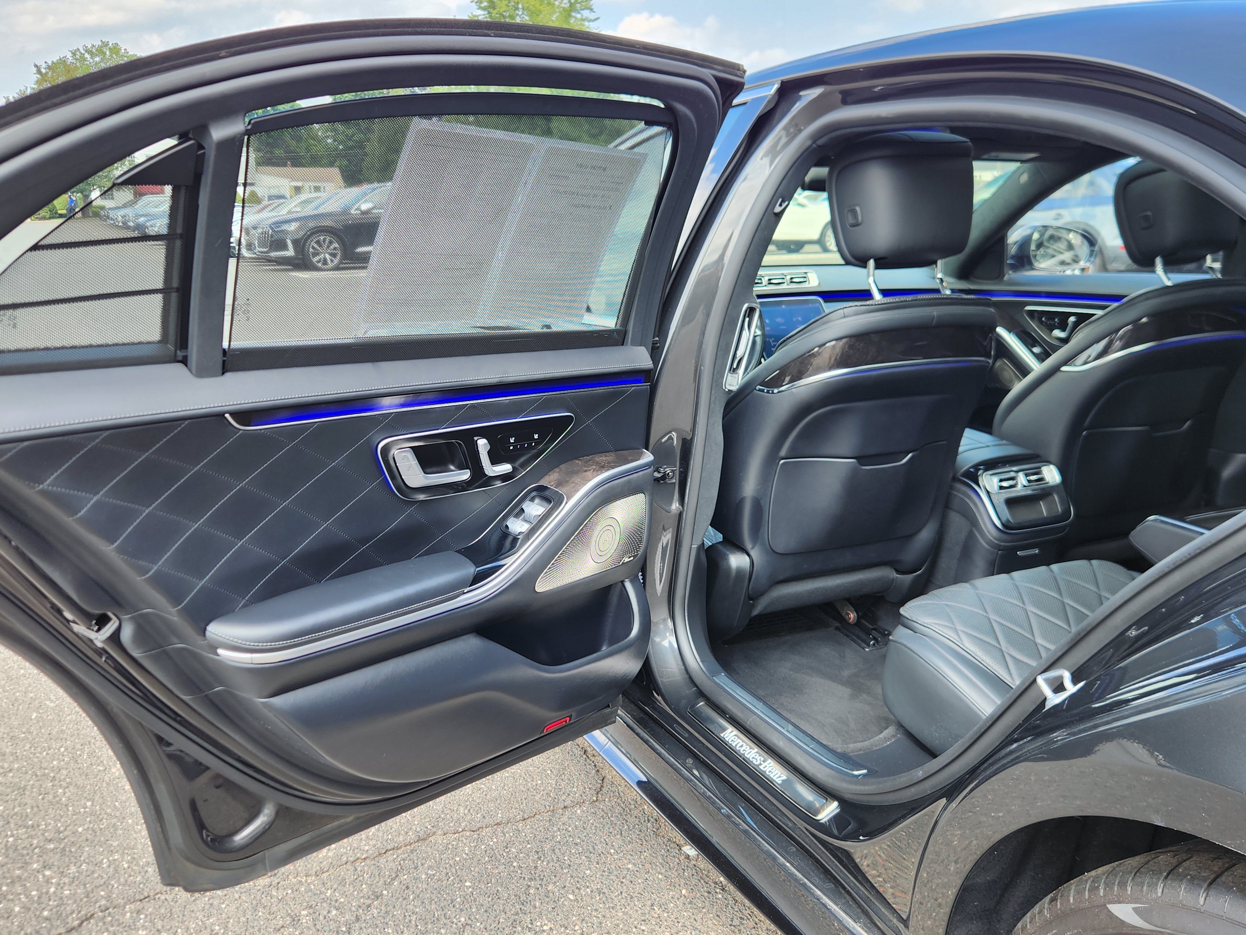 Used 2021 Mercedes-Benz S 580 4MATIC Sedan w/ AMG Line image 35