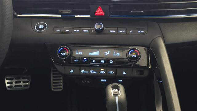New 2026 Hyundai Elantra N FWD image 18