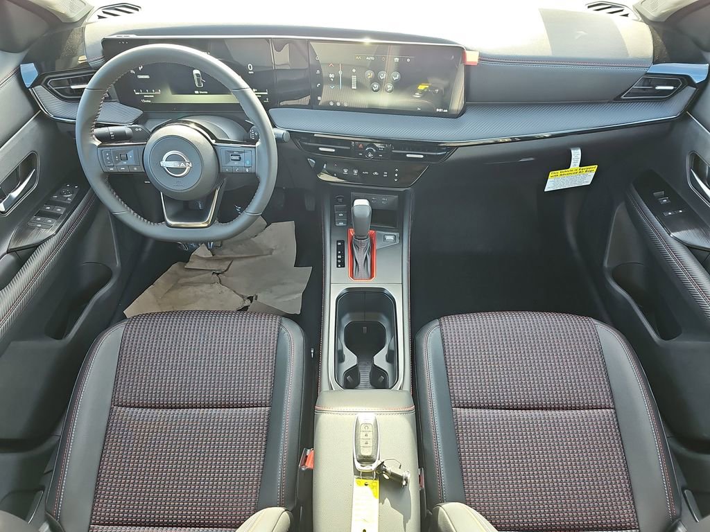 New 2026 Nissan Kicks SR FWD image 13