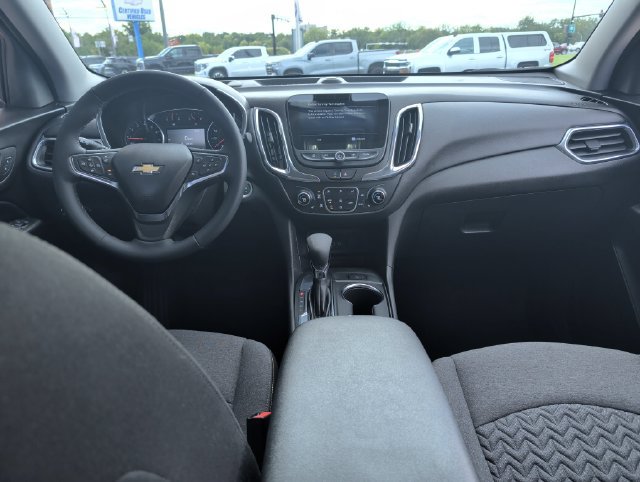 Used 2024 Chevrolet Equinox LT FWD image 14