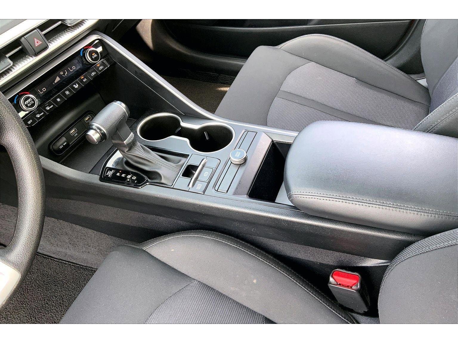 Used 2024 Kia K5 LXS image 15