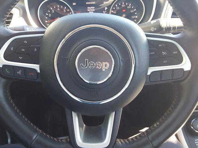 Certified 2019 Jeep Compass Latitude w/ Popular Equipment Group AWD/4WD image 29