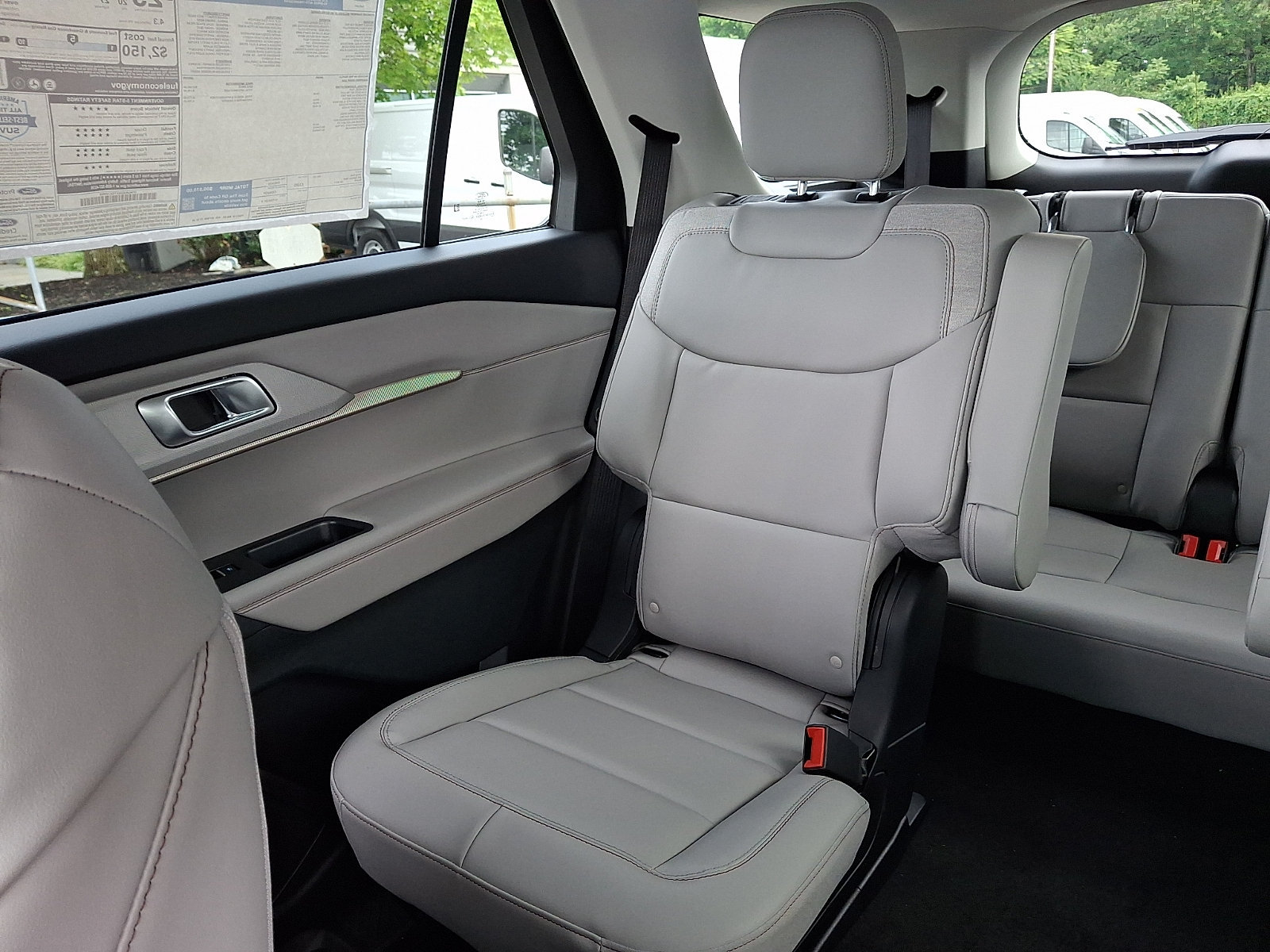 New 2026 Ford Explorer Active w/ Active Comfort Package AWD/4WD image 10