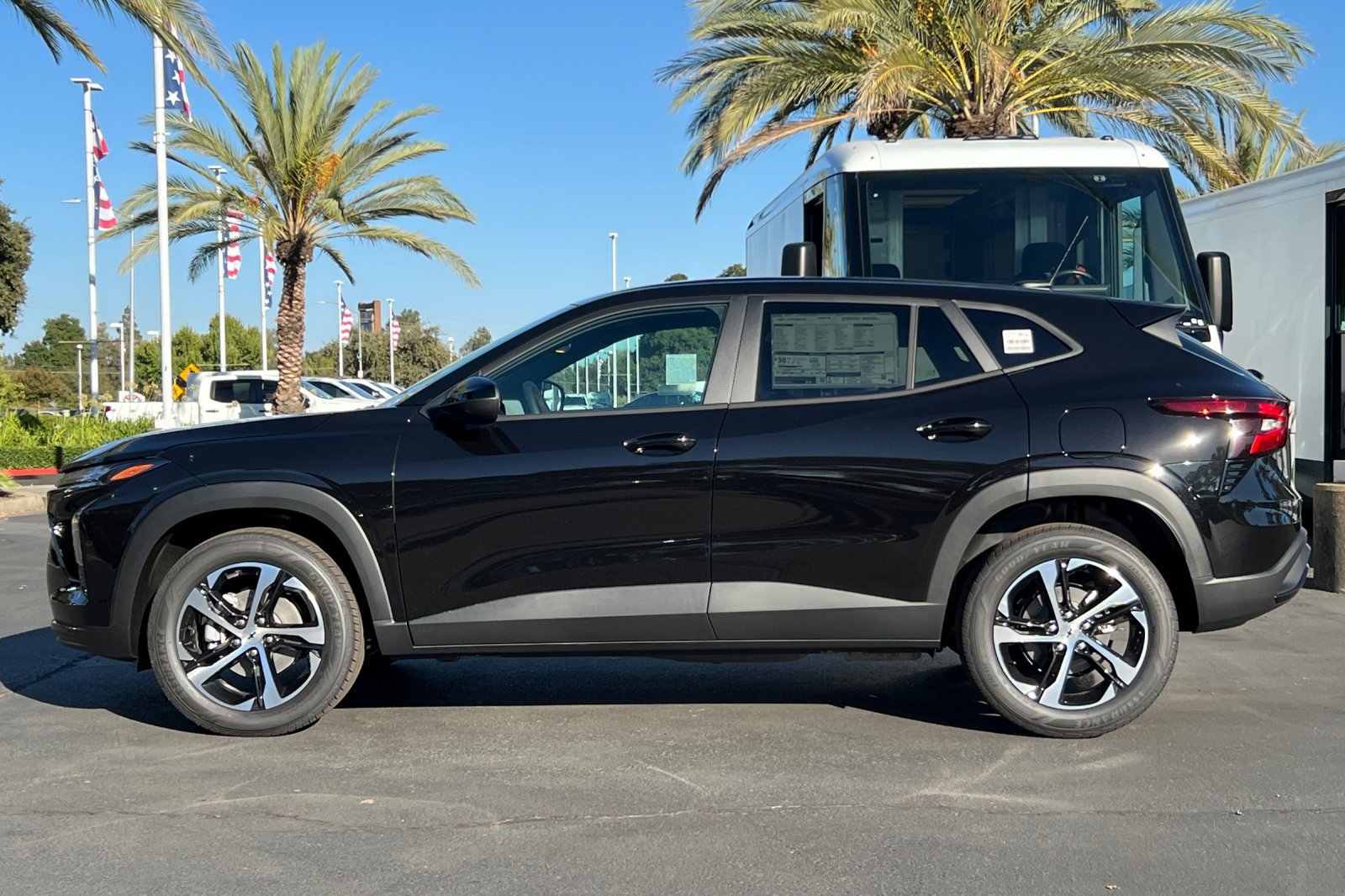 New 2026 Chevrolet Trax RS w/ Driver Confidence Package FWD image 6