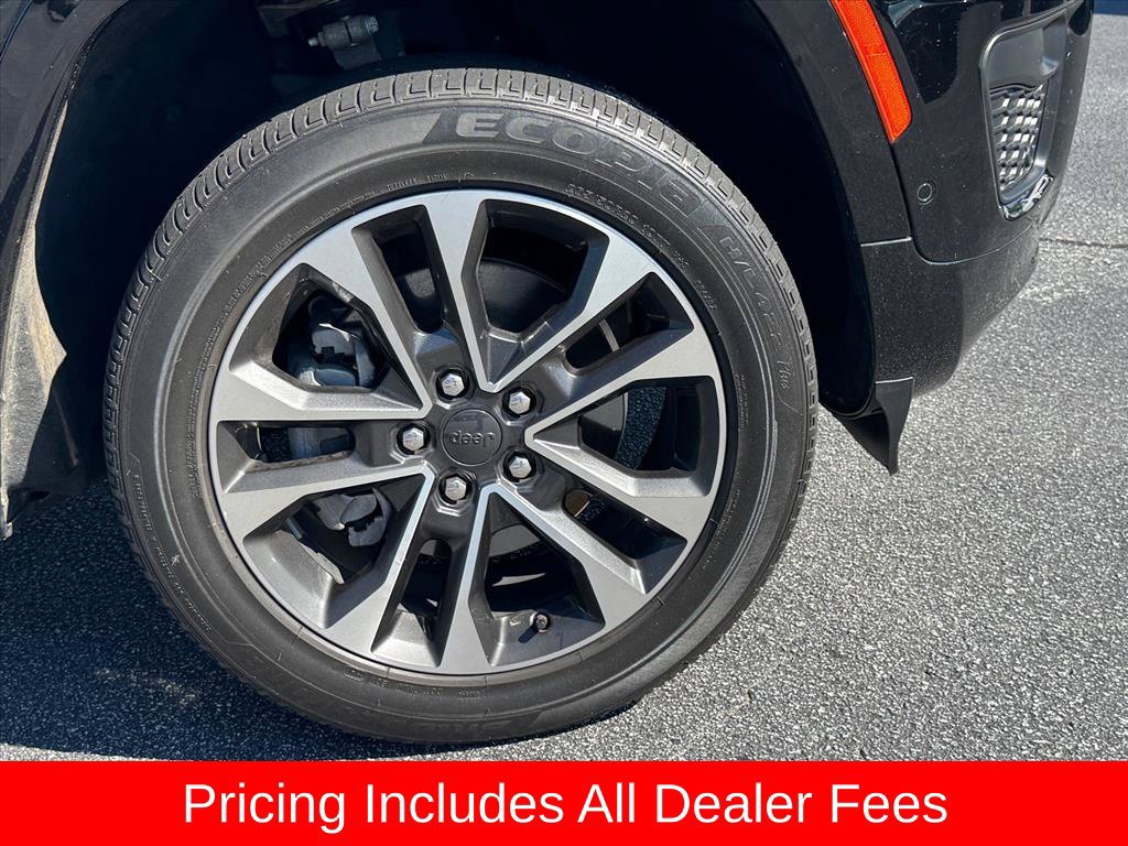 Used 2022 Jeep Grand Cherokee L Overland w/ Luxury Tech Group IV RWD image 9