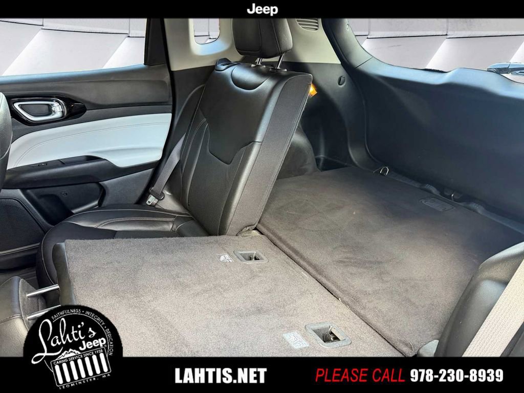 Certified 2022 Jeep Compass Limited image 12