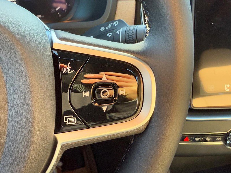 New 2026 Volvo XC90 B5 Core w/ Protection Package AWD/4WD image 15