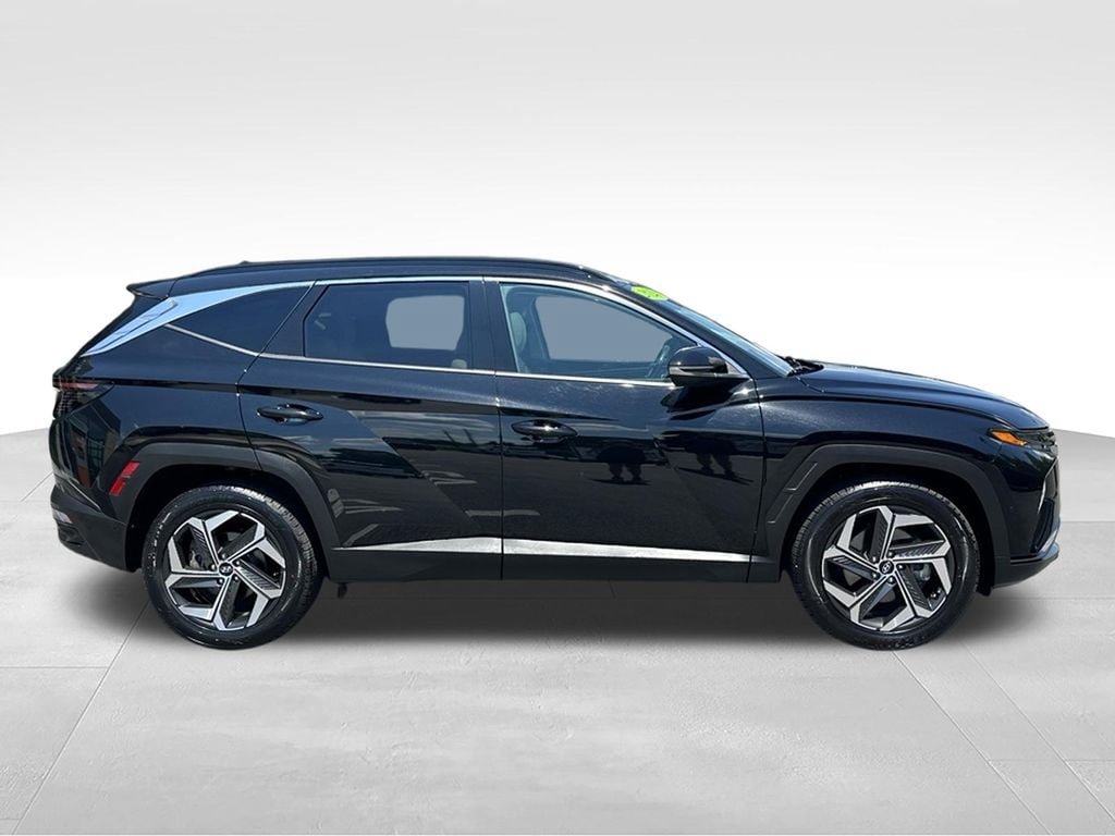 Certified 2024 Hyundai Tucson Limited AWD/4WD image 8