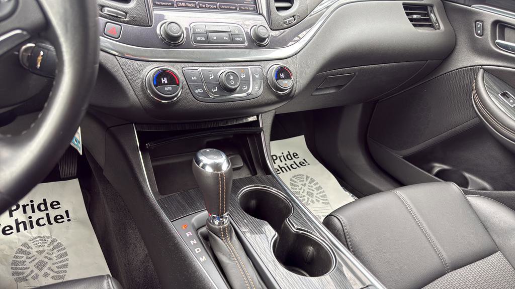 Used 2016 Chevrolet Impala LT w/ Convenience Package image 23