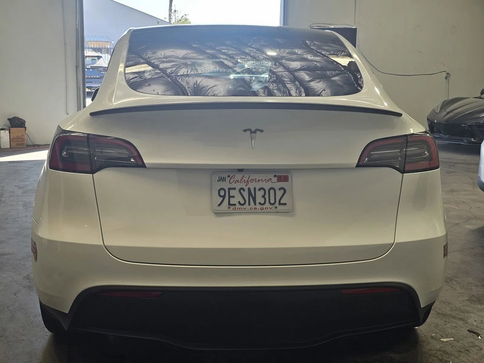 Used 2023 Tesla Model Y Long Range image 3