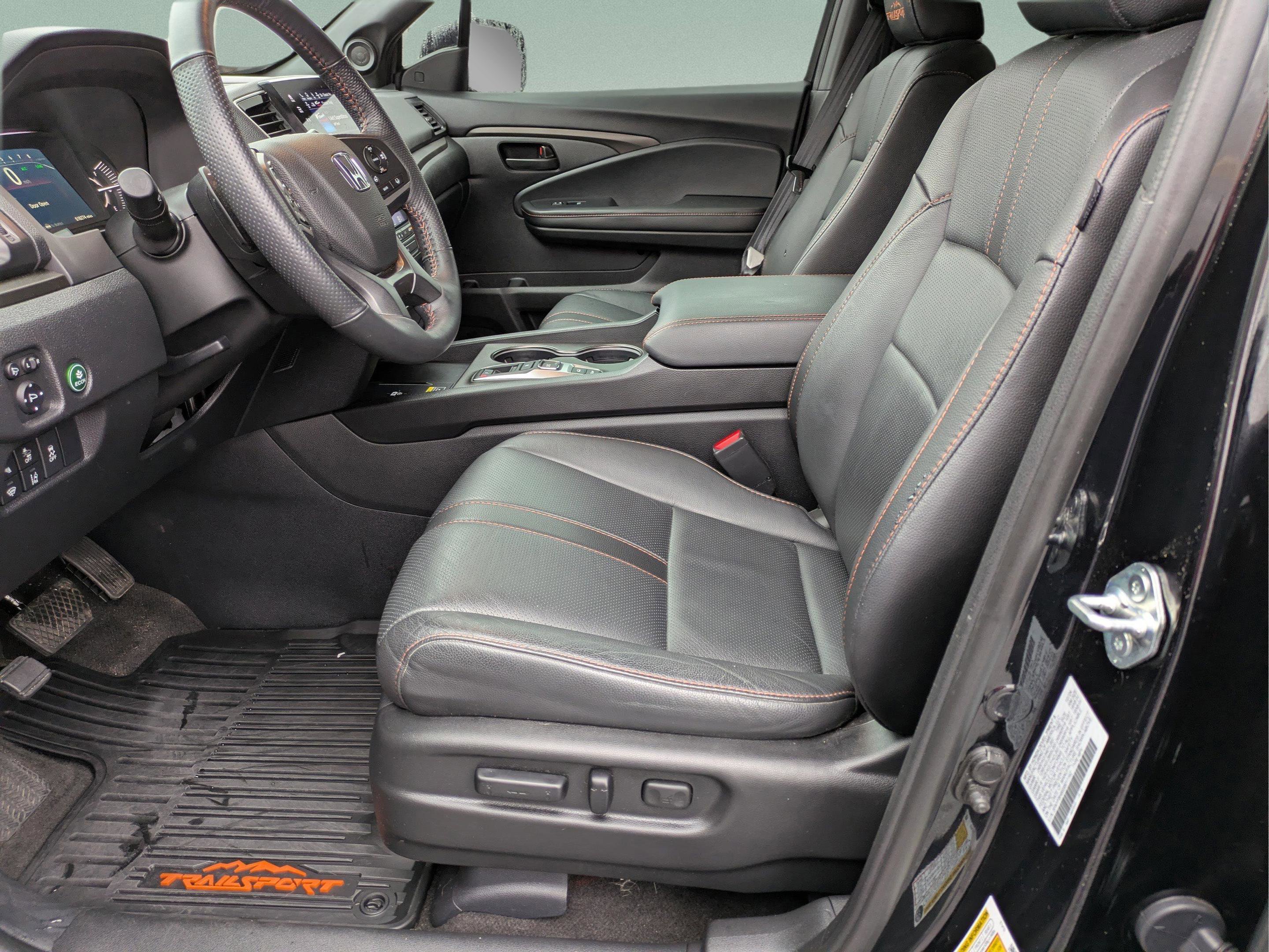 Used 2025 Honda Passport TrailSport image 20