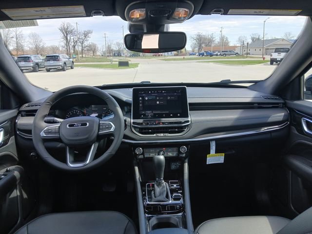 New 2026 Jeep Compass Limited image 28