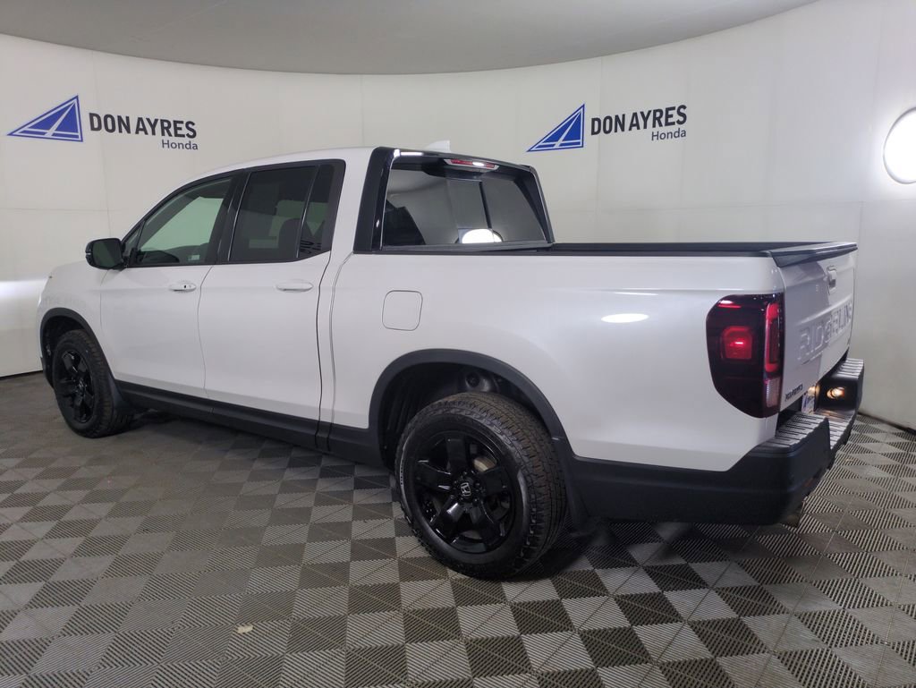 Used 2024 Honda Ridgeline Black Edition image 4