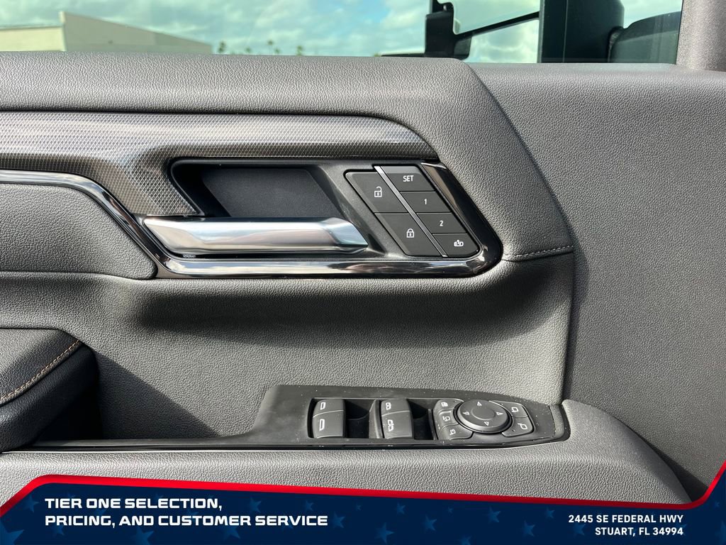 New 2026 GMC Sierra 2500 AT4 w/ AT4 Preferred Package AWD/4WD image 22