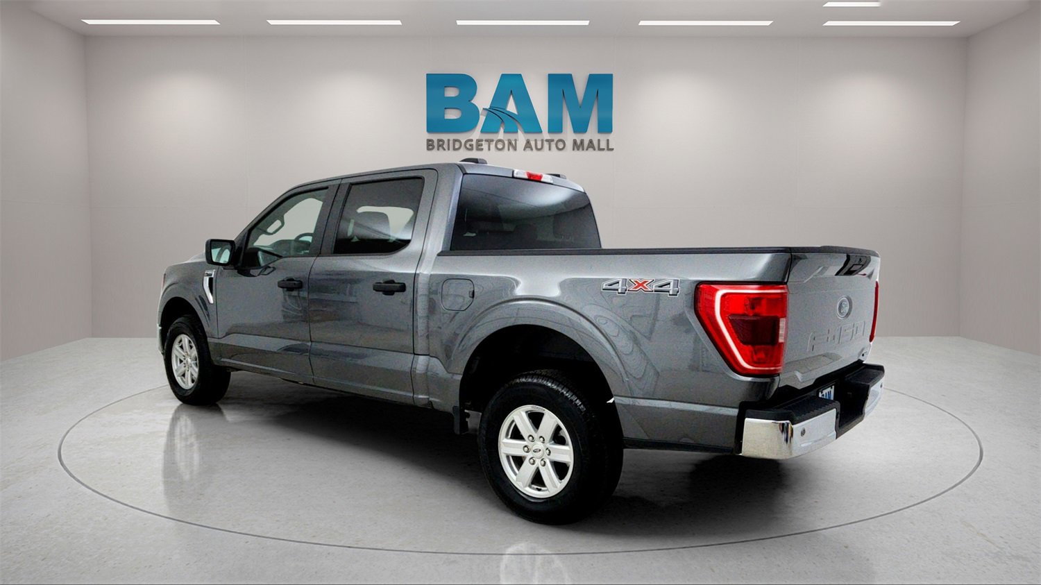 Used 2023 Ford F150 XLT image 5