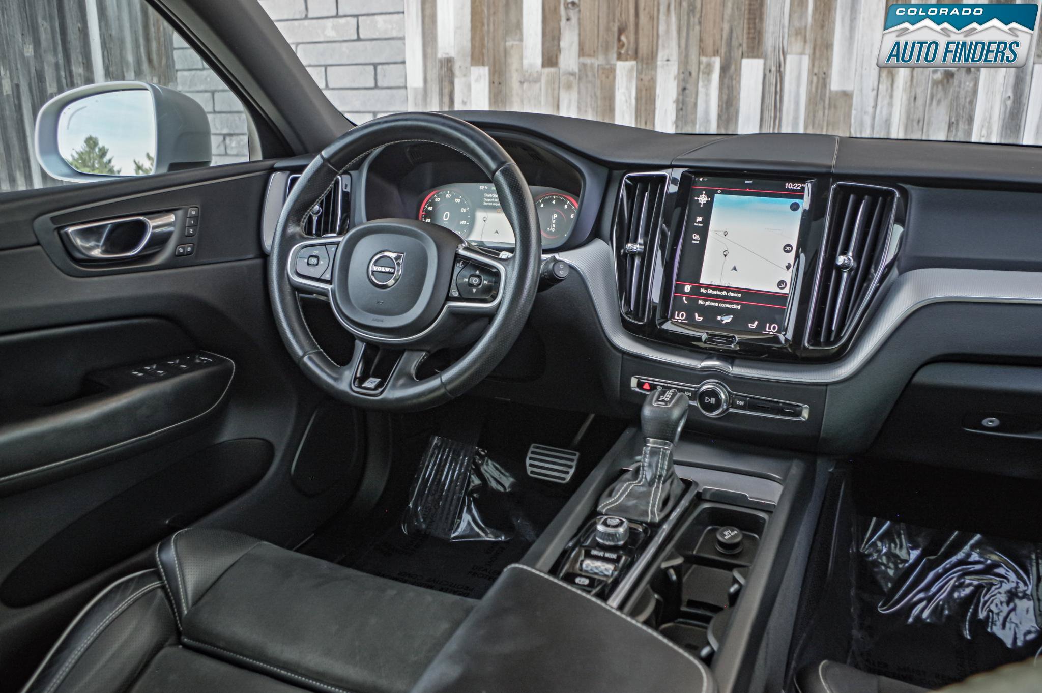 Used 2018 Volvo XC60 T5 R-Design w/ Convenience Package AWD/4WD image 15
