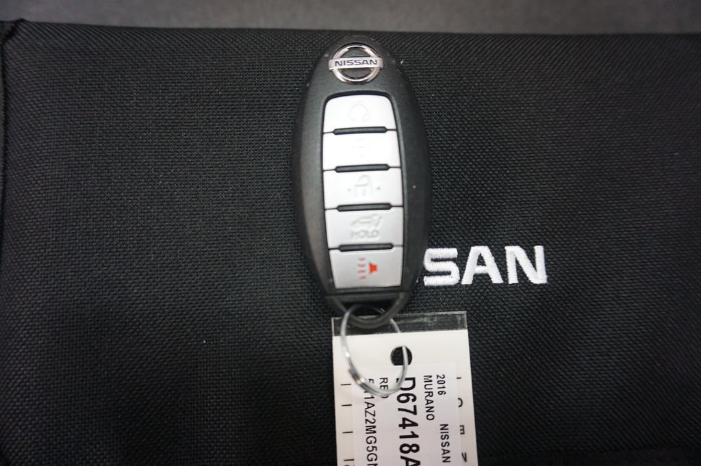 Used 2016 Nissan Murano SL FWD image 16