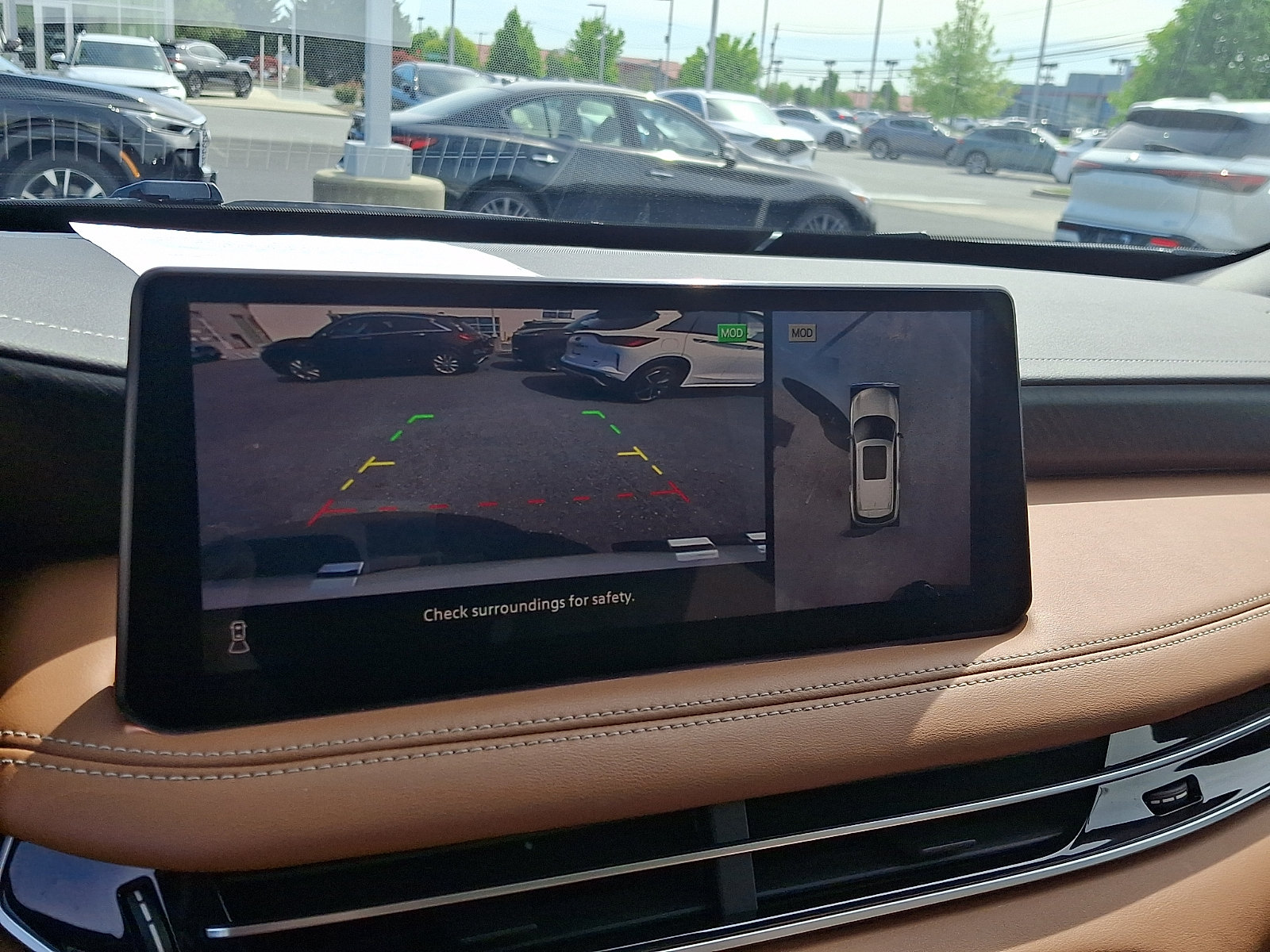 Certified 2025 INFINITI QX60 Sensory w/ Vision Package AWD/4WD image 19