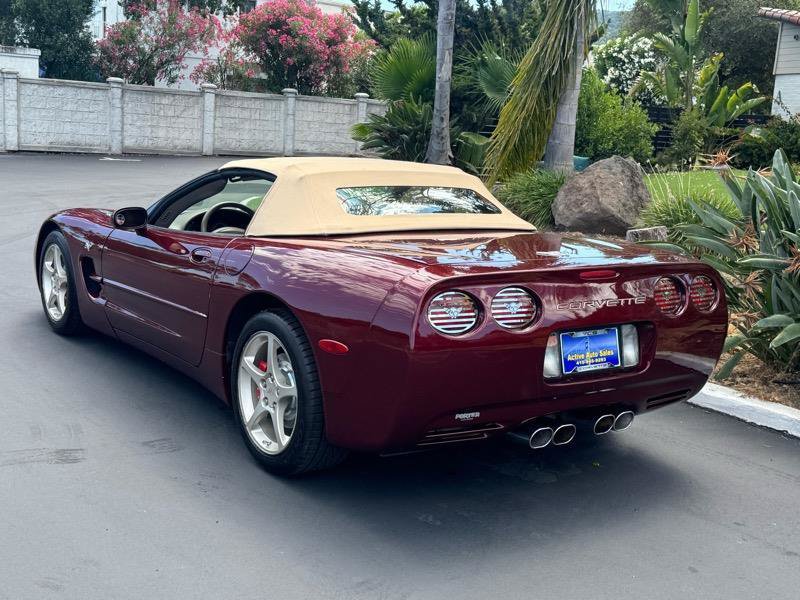 Used 2003 Chevrolet Corvette Convertible w/ Preferred Equipment Group1 RWD image 11