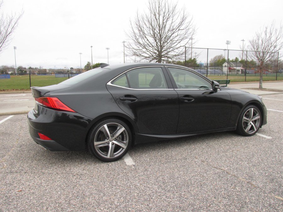 Used 2020 Lexus IS 300 AWD w/ Premium Package image 12