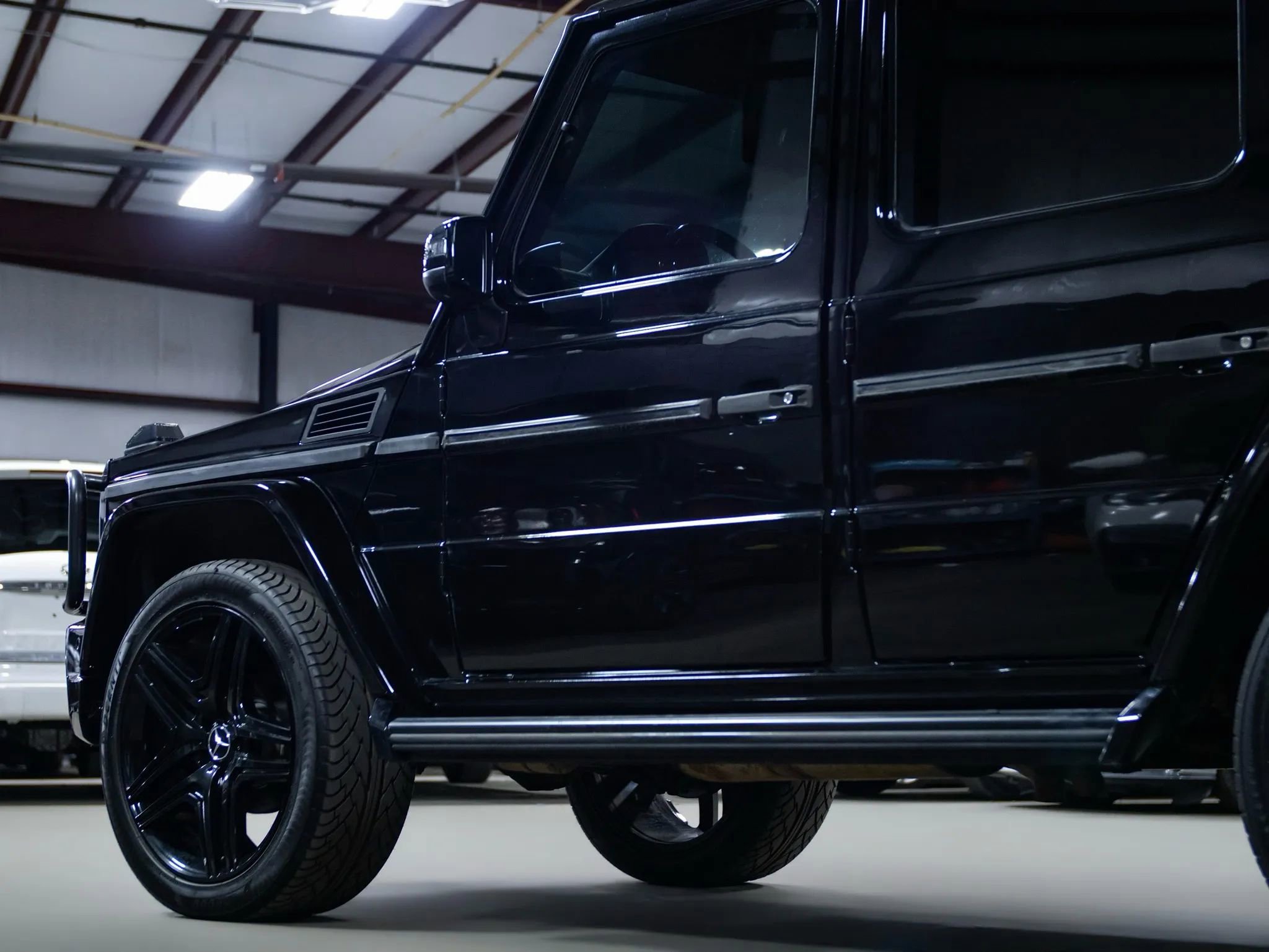 Used 2015 Mercedes-Benz G 550 image 16