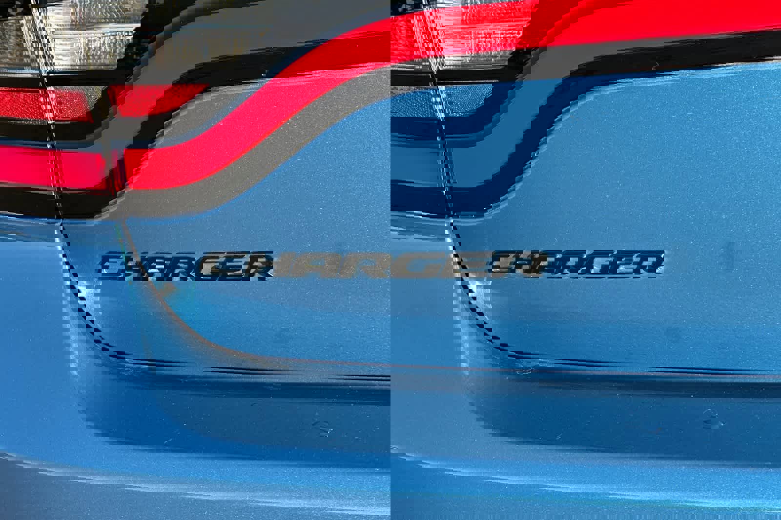 Used 2022 Dodge Charger SXT w/ Blacktop Package image 31