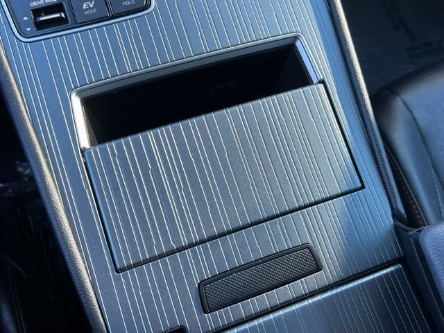 Used 2023 Toyota Sienna XSE image 33