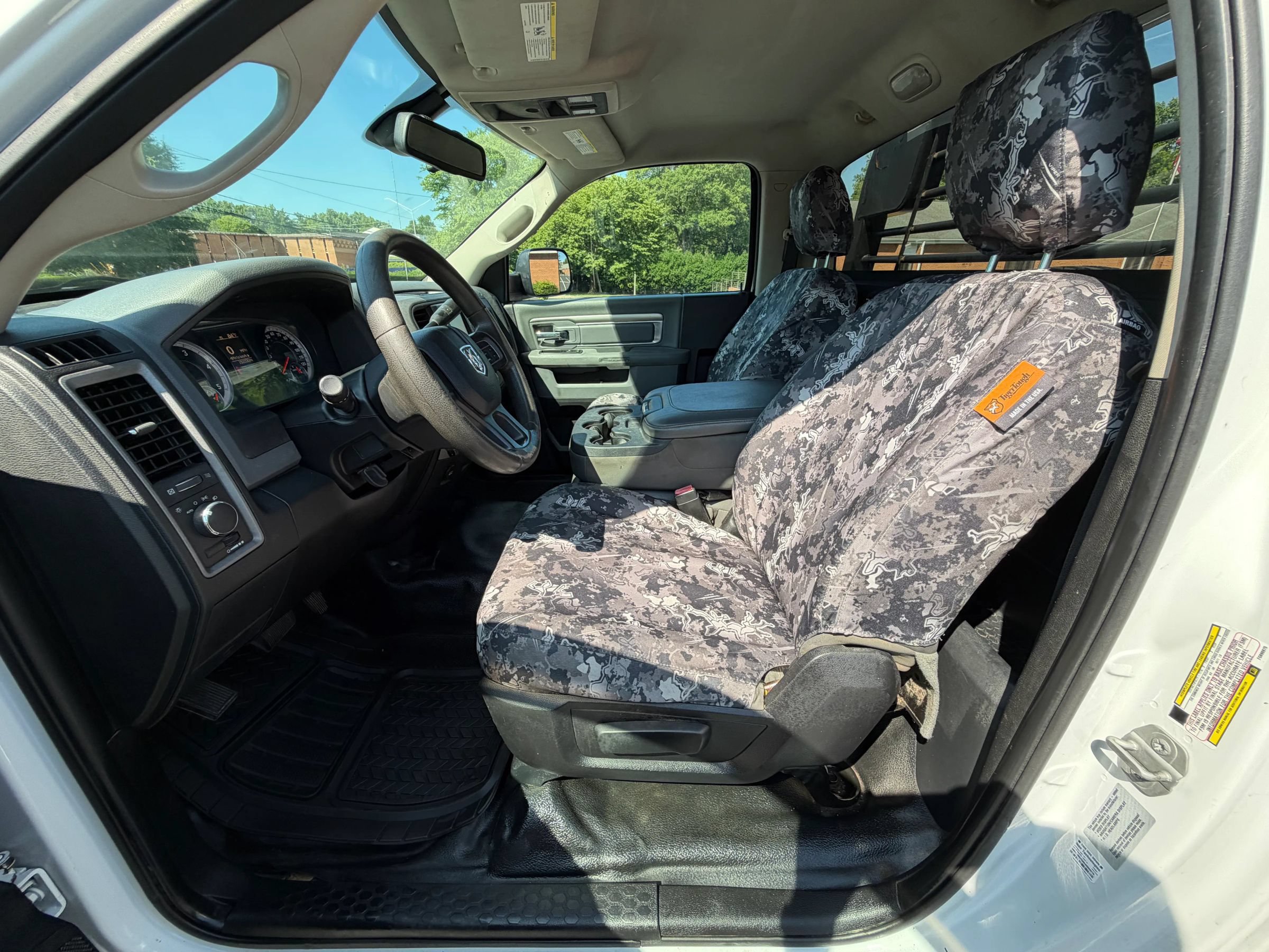 Used 2015 RAM 3500 Tradesman w/ Power & Remote Entry Group AWD/4WD image 14