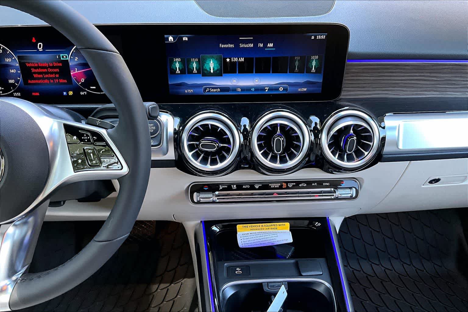 New 2026 Mercedes-Benz GLB 250 4MATIC image 9