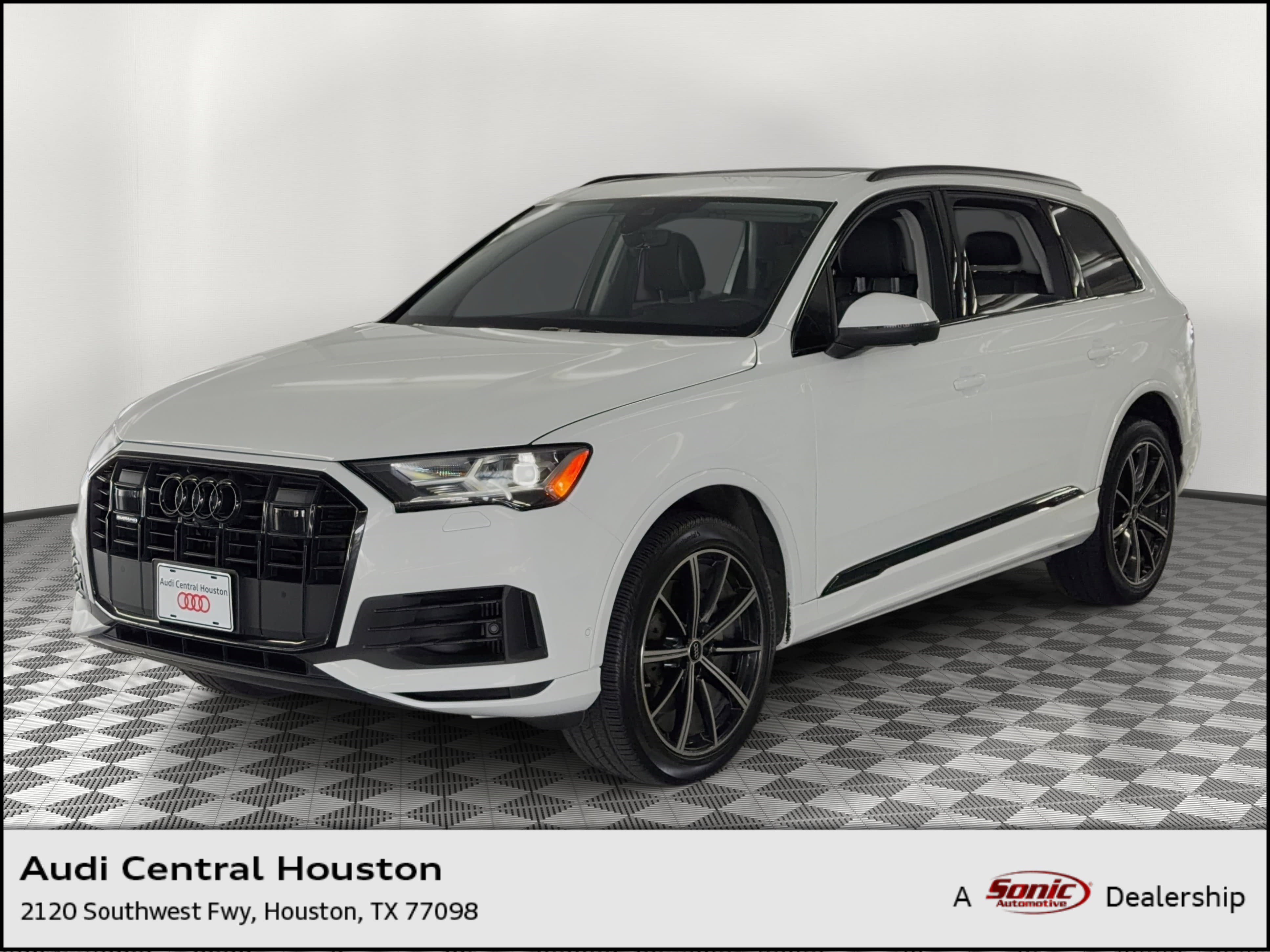Used 2023 Audi Q7 3.0T Premium Plus image 1