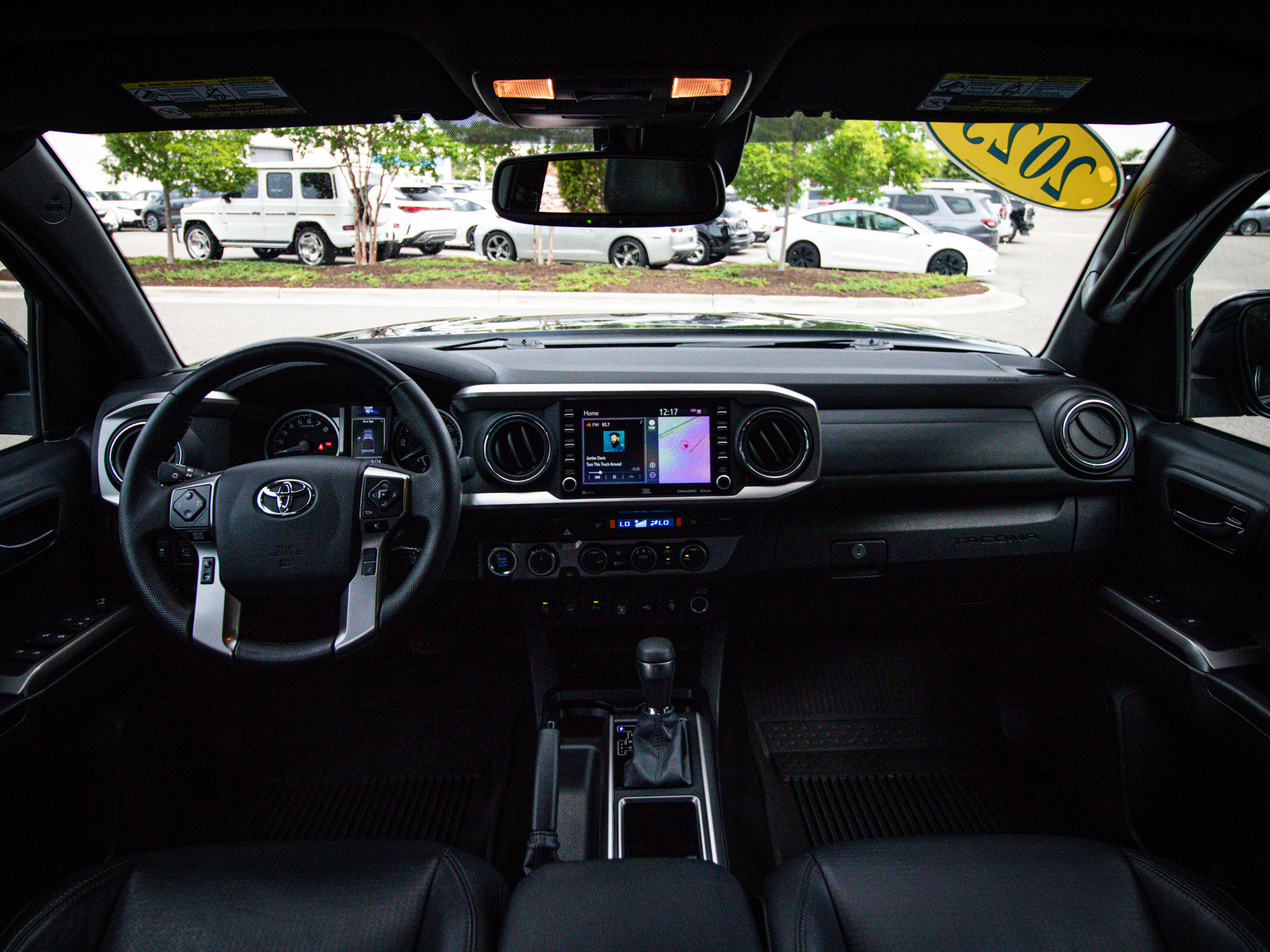 Used 2023 Toyota Tacoma Limited AWD/4WD image 29