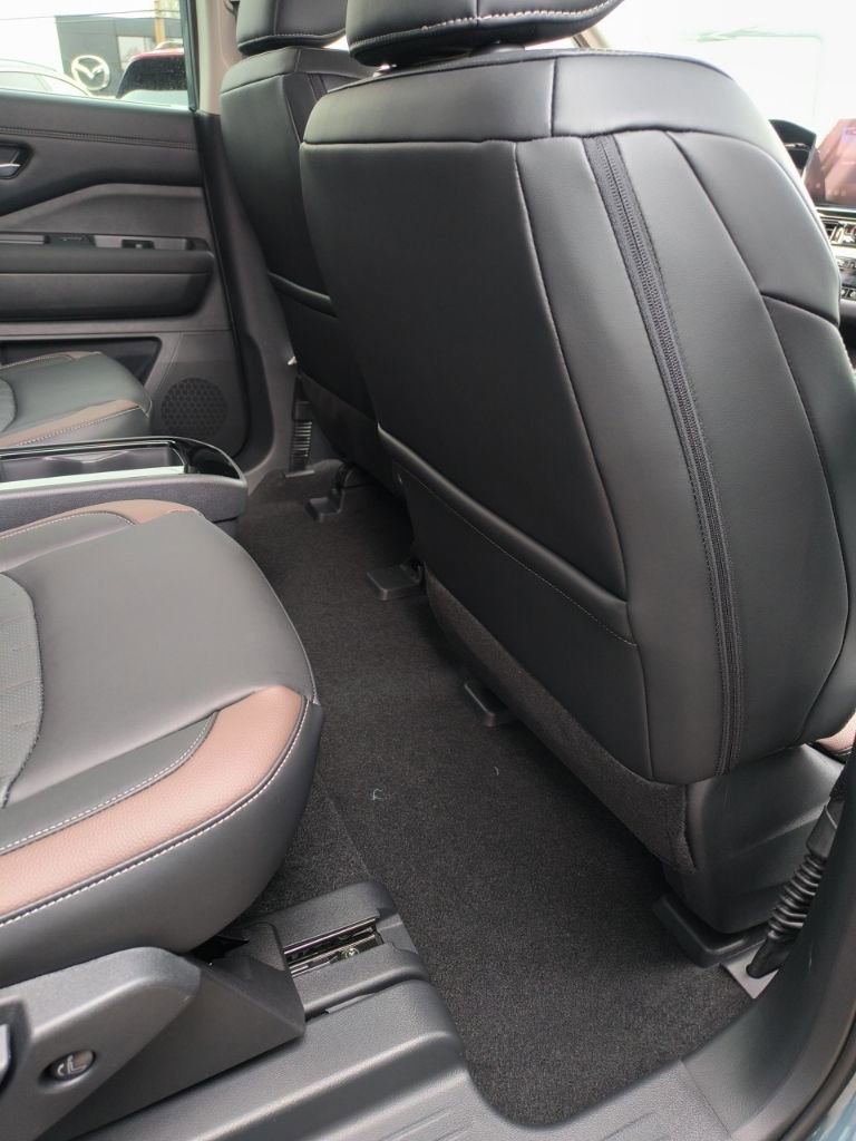 New 2026 Nissan Pathfinder Platinum image 30