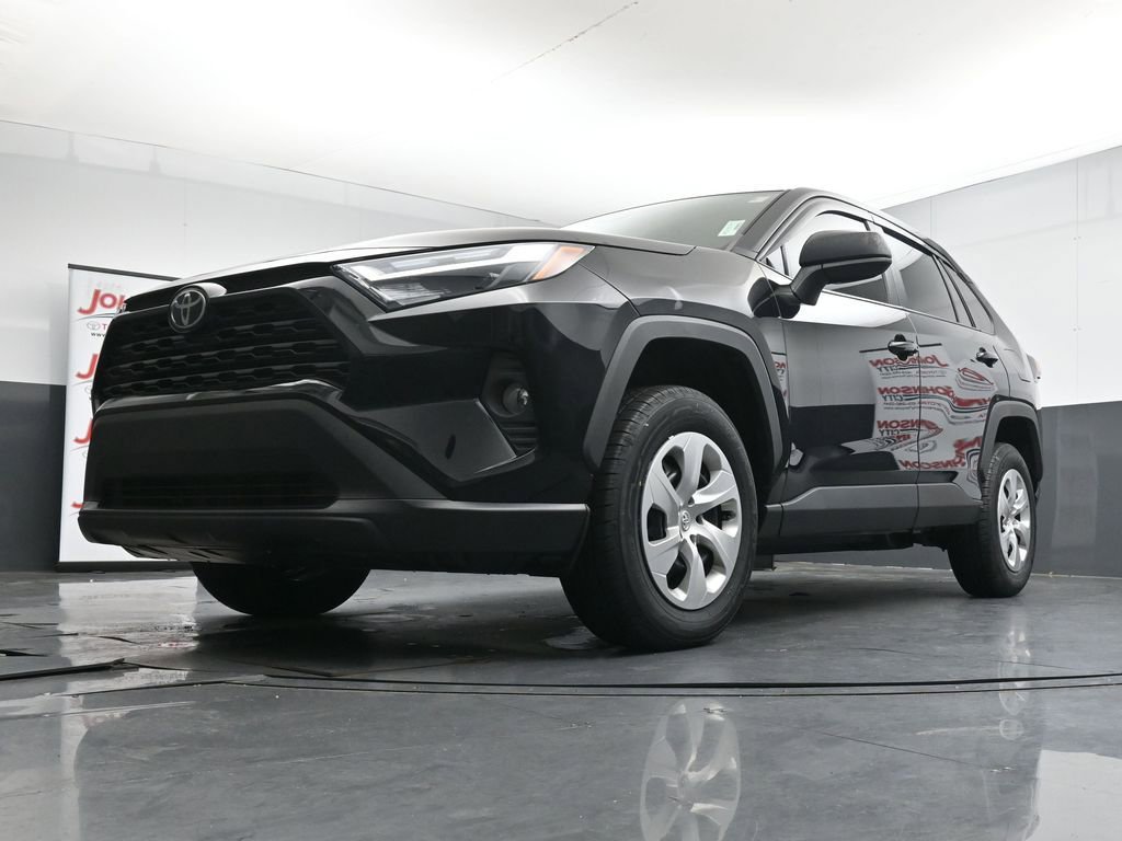Used 2023 Toyota RAV4 LE FWD image 34